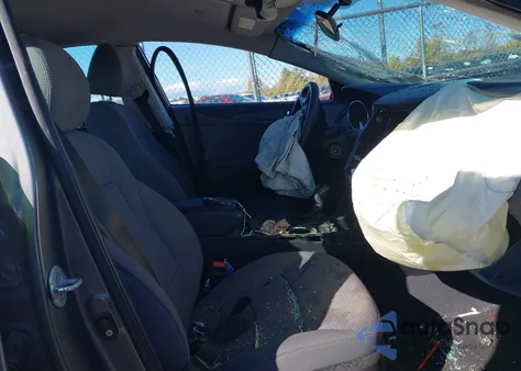 2011 Hyundai Sonata Gls z USA, uszkodzony, nr VIN 5NPEB4AC8BH116570